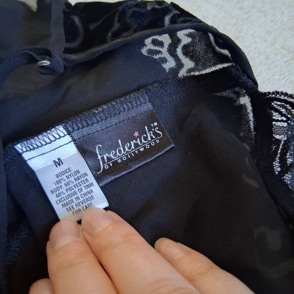 Frederick's of Hollywood Women's M Black Burnout Velvet Lace Y2K Mini Chemise - Picture 7 of 15